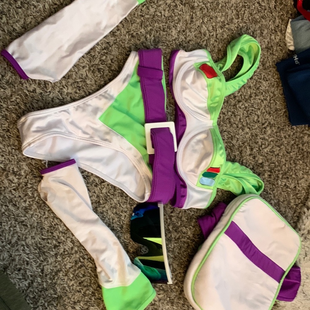 Fashion nova costume